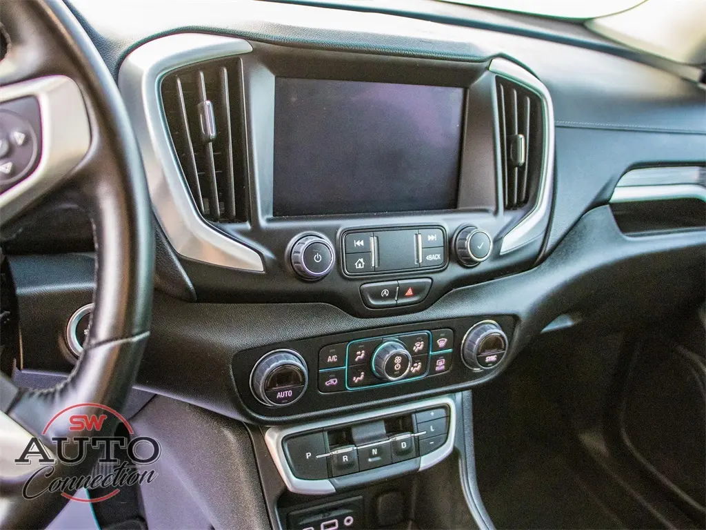 2024 Gmc Terrain SLT photo 25