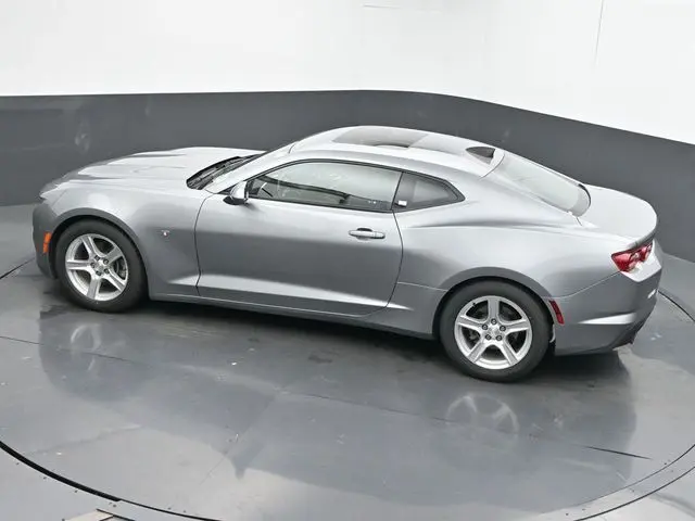 2023 Chevrolet Camaro 1LT photo 29