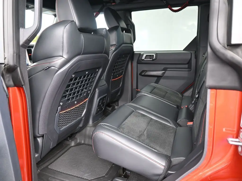 2023 Ford Bronco Raptor photo 12