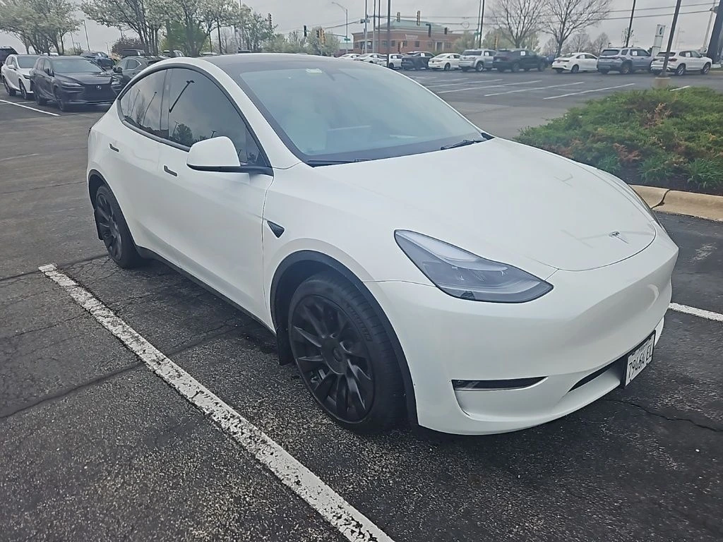 Used 2023 Tesla Model Y Long Range with VIN 7SAYGDEE6PF859053 for sale in Naperville, IL