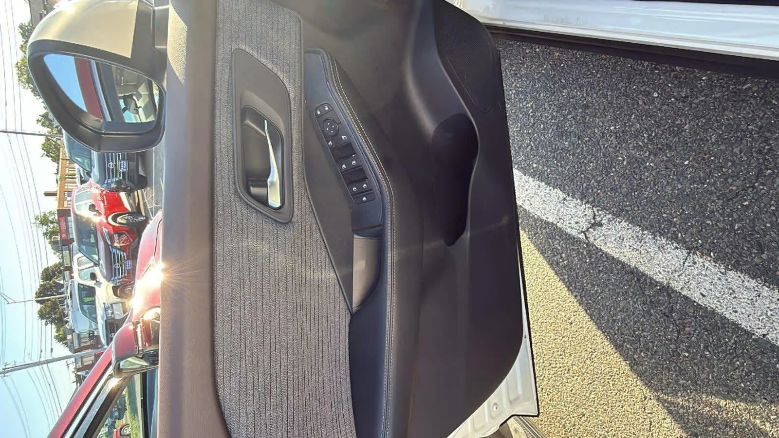 2023 Nissan Rogue SV photo 9