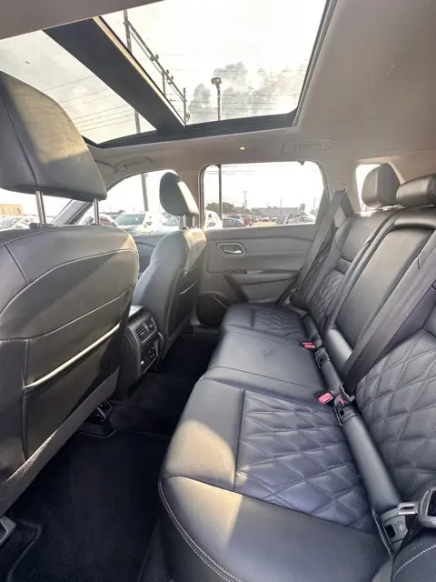 2023 Nissan Rogue Platinum photo 26