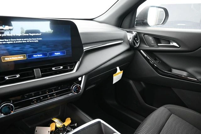 2027 Chevrolet Equinox LT - Photo 18