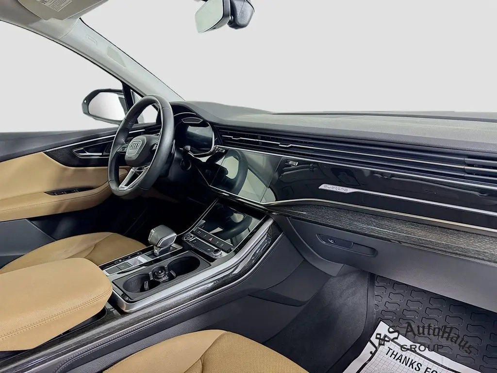 2022 Audi Q7 55 Premium Plus photo 32