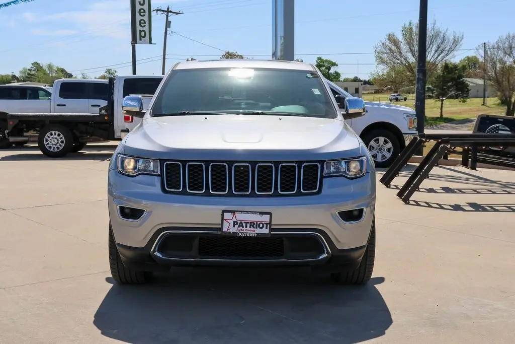 Used 2021 Jeep Grand Cherokee Limited with VIN 1C4RJFBG9MC567393 for sale in Bartlesville, OK