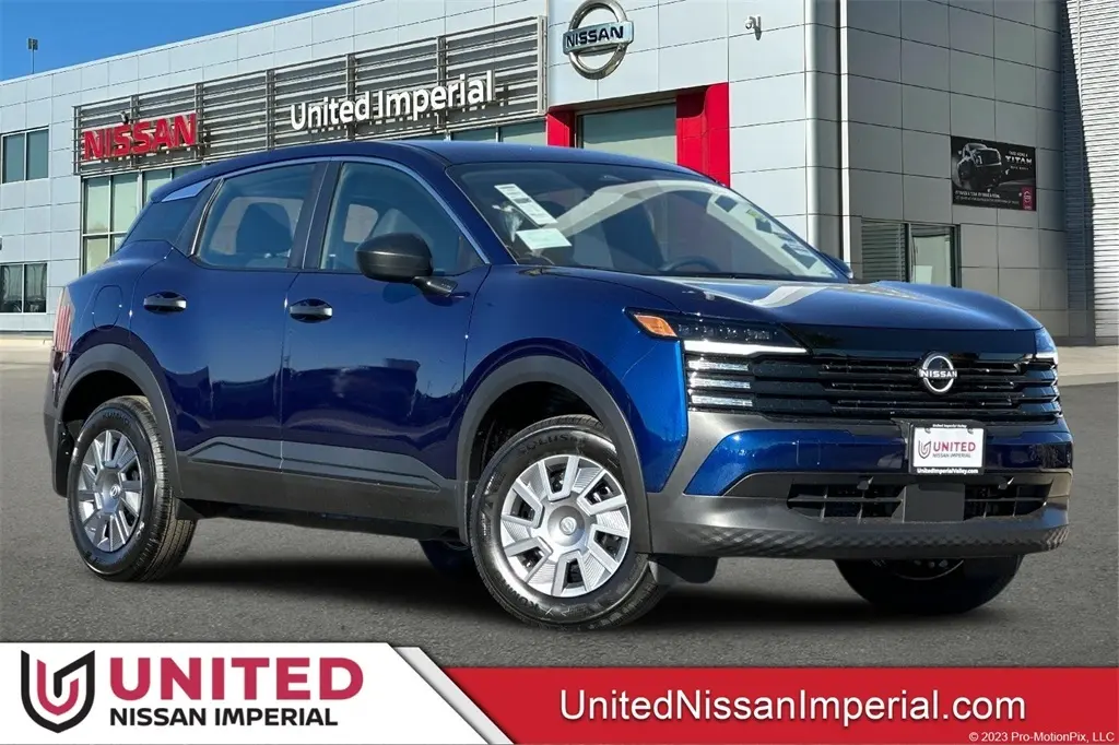 2026 Nissan KICKS S's photo