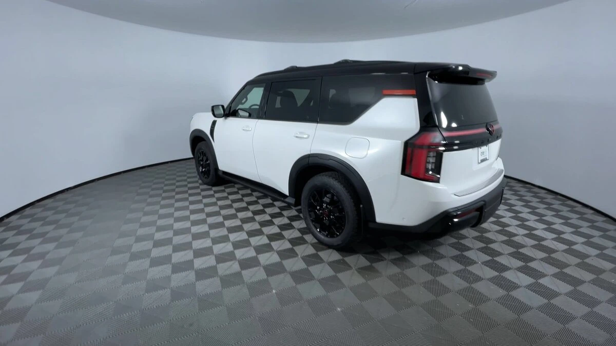 2026 Nissan Armada PRO-4X - Photo 7