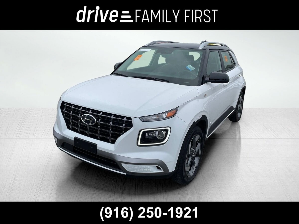 2024 Hyundai Venue Limited's photo