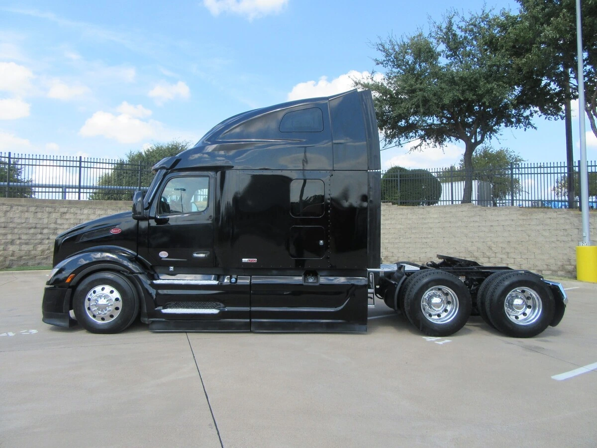 2023 Peterbilt 579 — photo 5