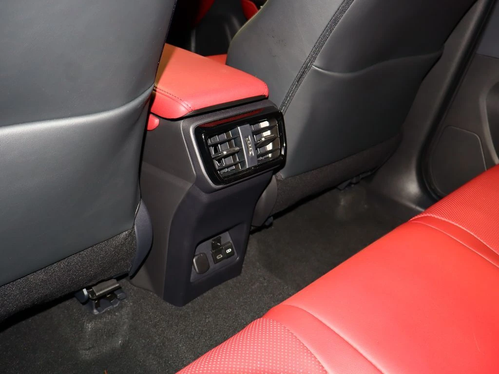 2025 Lexus NX 350 - Photo 20
