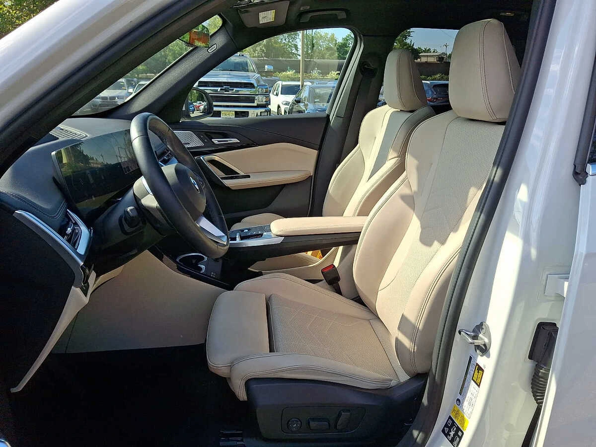 2023 BMW X1 28i - Photo 10