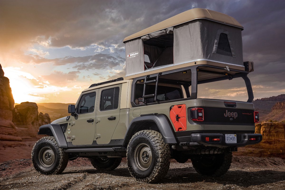 Jeep Overland Concept Exterior Driver Side Rear Profile