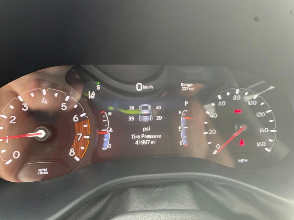 2025 Jeep Compass Limited - Photo 24