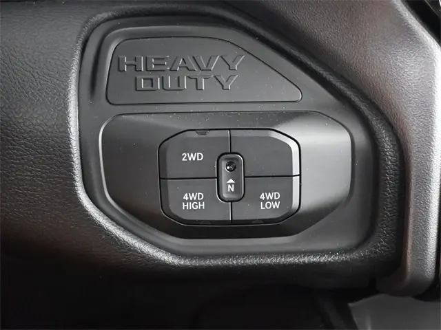 2025 Ram 2500 Laramie photo 18
