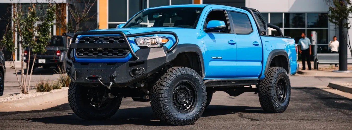 Custom Toyota Tacoma Exterior Driver Side Front Profile