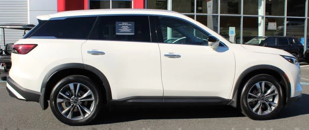 2025 INFINITI QX60 LUXE - Photo 9