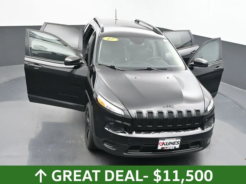 2017 Jeep Cherokee Altitude photo 49