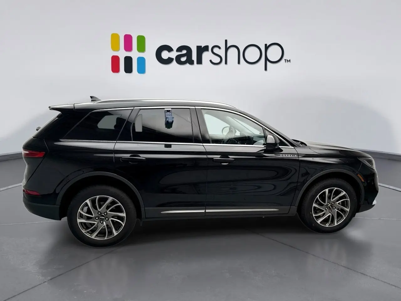 2021 Lincoln Corsair Standard photo 5