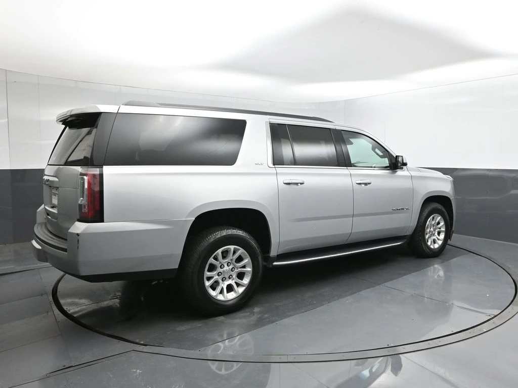 2019 GMC Yukon XL SLT - Photo 11