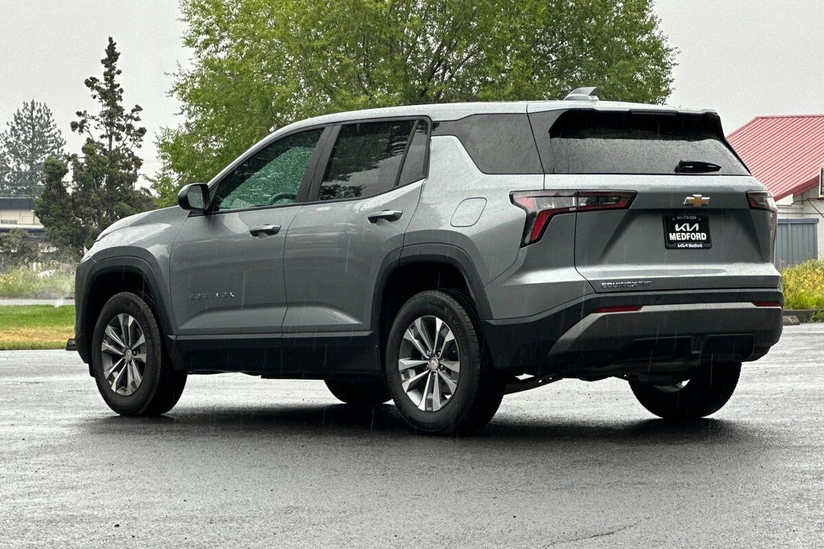 2025 Chevrolet Equinox LT - Photo 6