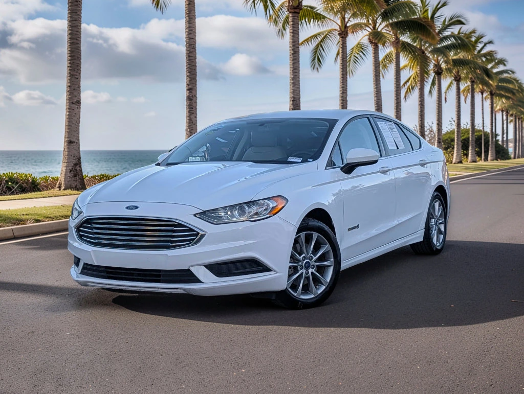 Used 2017 Ford Fusion Hybrid SE with VIN 3FA6P0LUXHR190556 for sale in El Cajon, CA