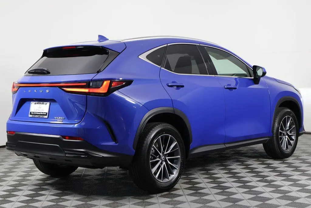 2026 Lexus NX 350 photo 2