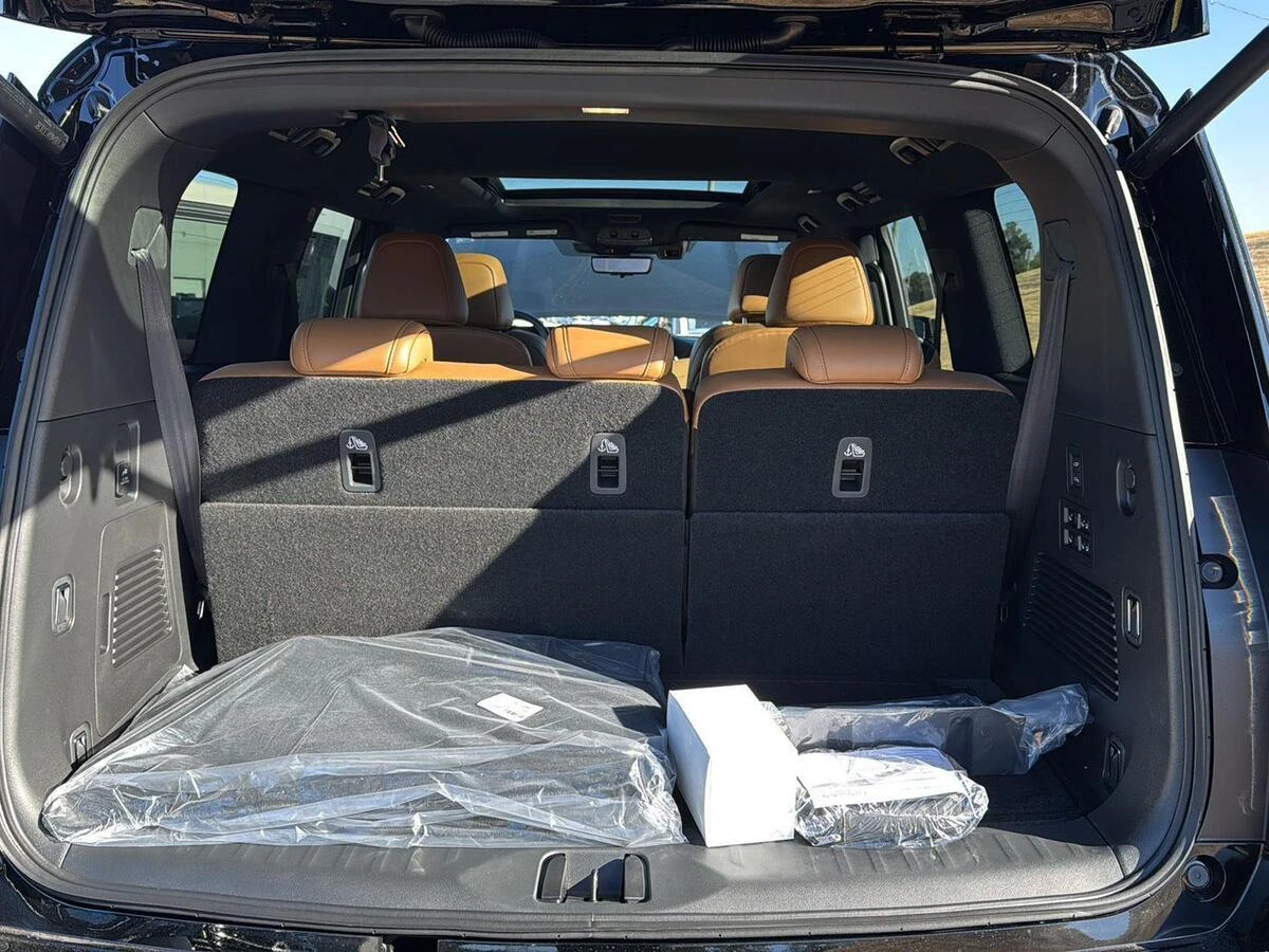 2026 Nissan Armada Platinum Reserve - Photo 31
