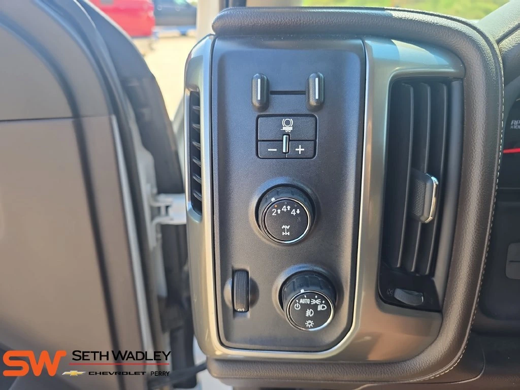 2018 Chevrolet Silverado 2500HD LTZ - Photo 27