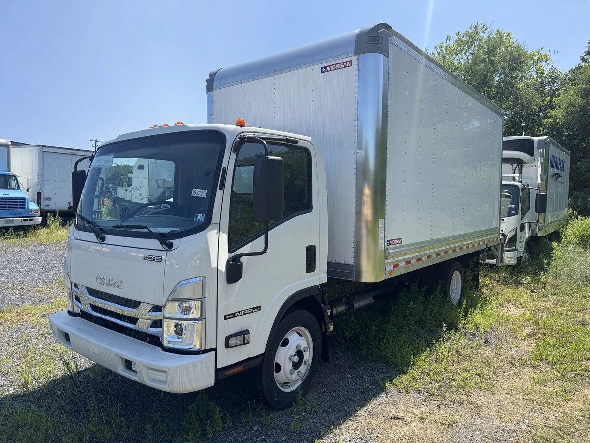 2025 Isuzu NPR