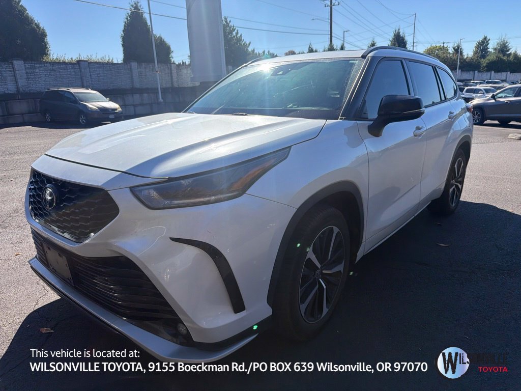 2022 Toyota Highlander XSE