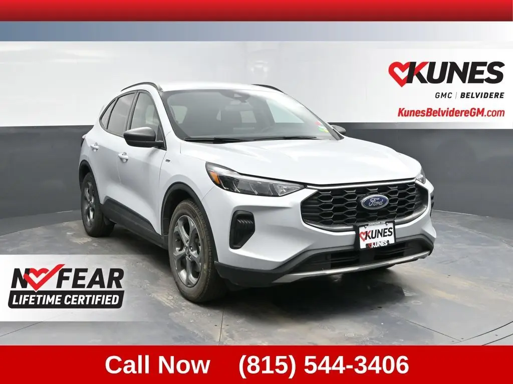 2025 Ford Escape ST-Line's photo