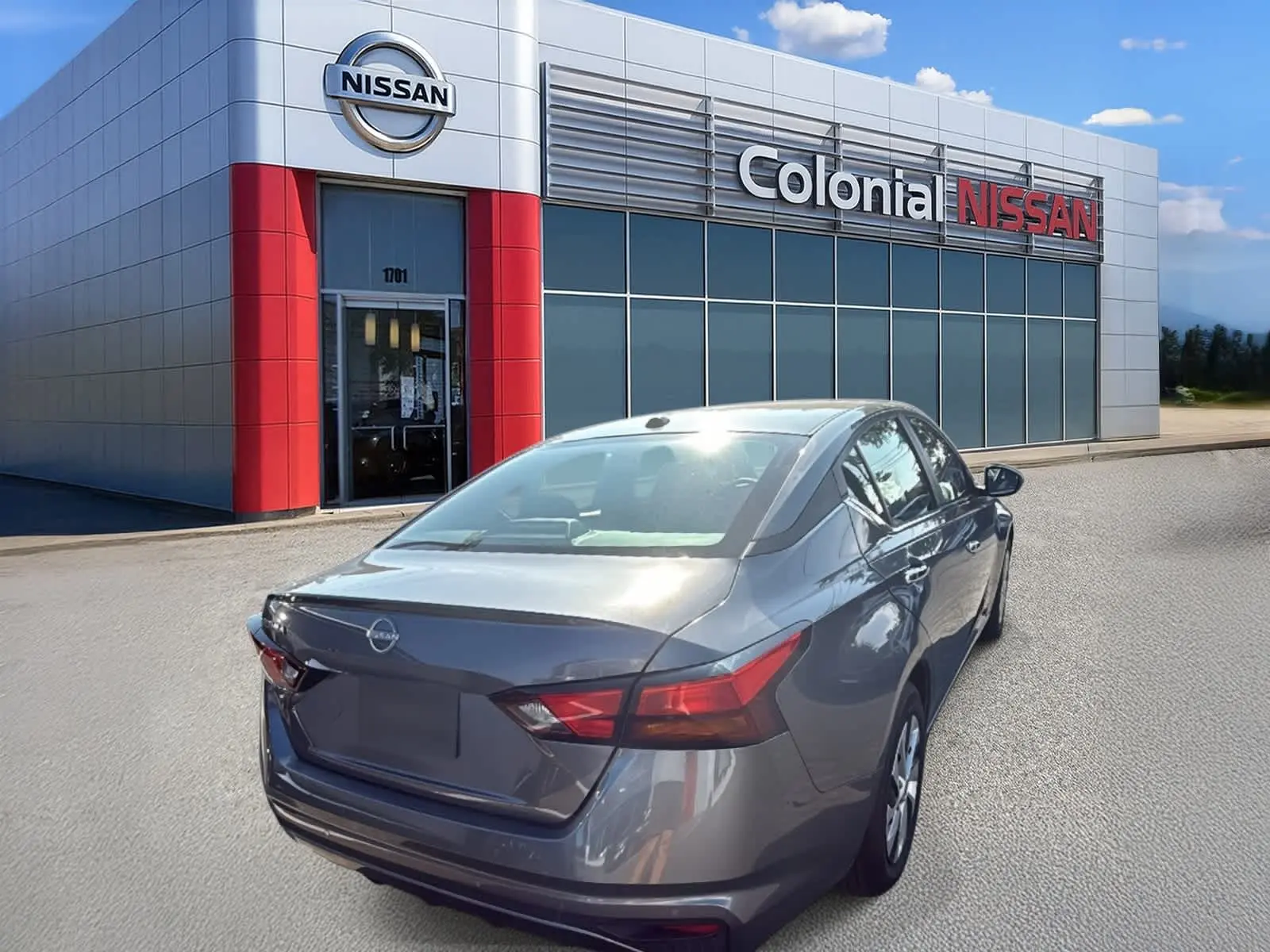 2025 Nissan Altima S photo 4