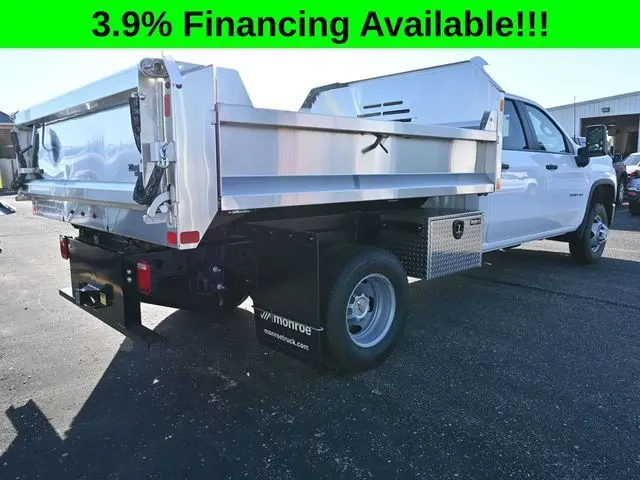 2025 Chevrolet Silverado 3500HD Work Truck photo 2