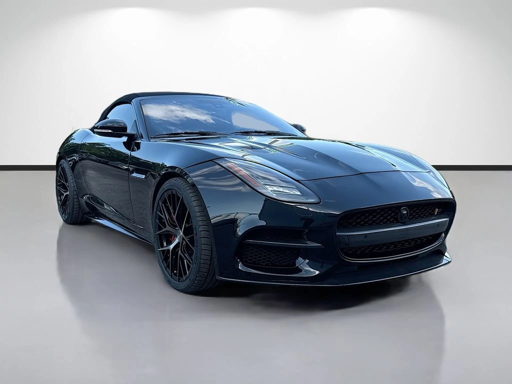 2018 Jaguar F-TYPE R Convertible's photo
