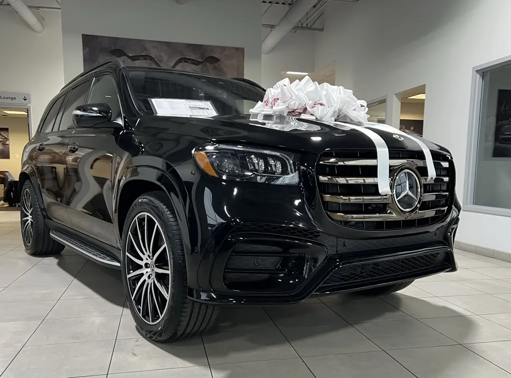 2026 Mercedes Benz GLS 580 4MATIC photo 4