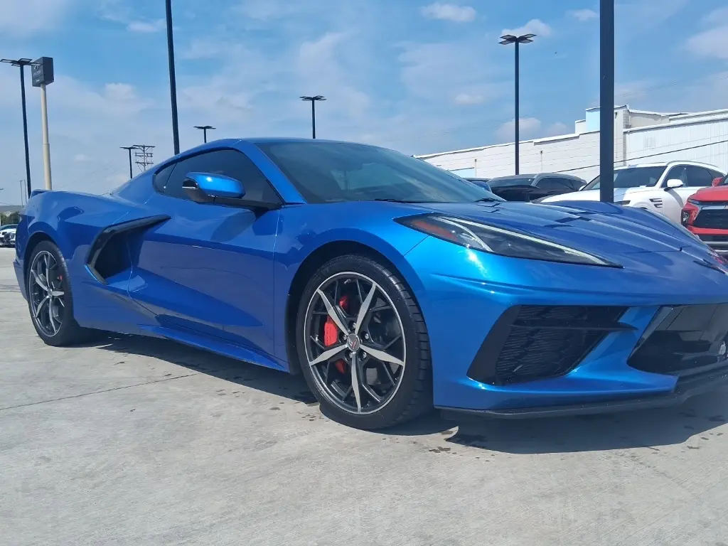 2023 Chevrolet Corvette Stingray 1LT photo 3