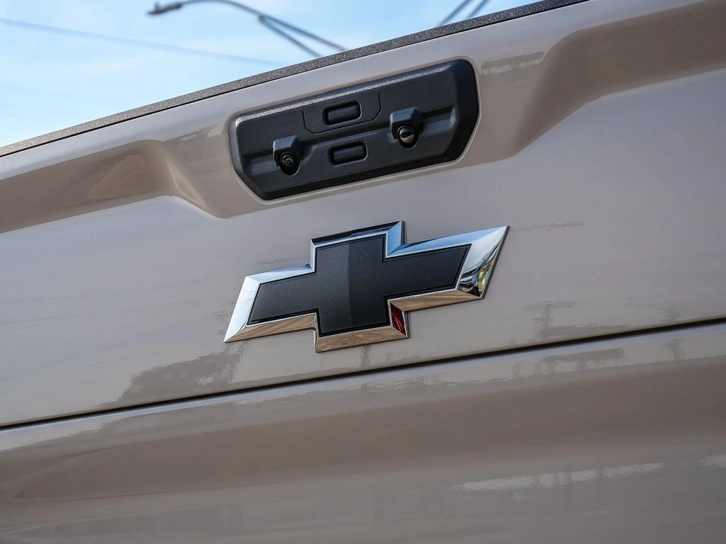 2026 Chevrolet Silverado 2500 HD Custom - Photo 9