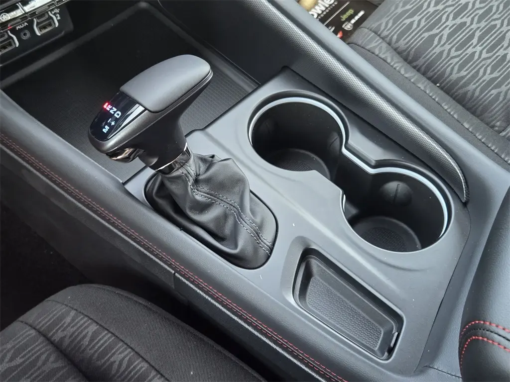 2025 Dodge Durango GT photo 16