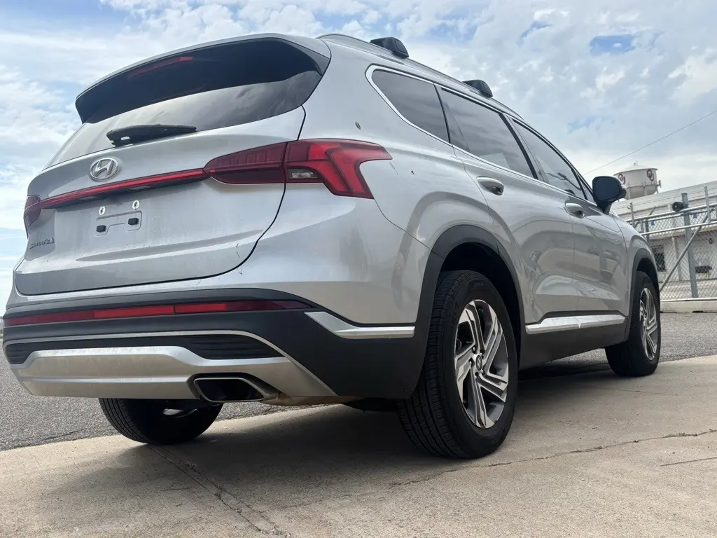 2023 Hyundai Santa Fe SEL Premium photo 4