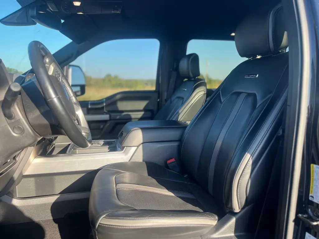 2019 Ford F-450 photo 2