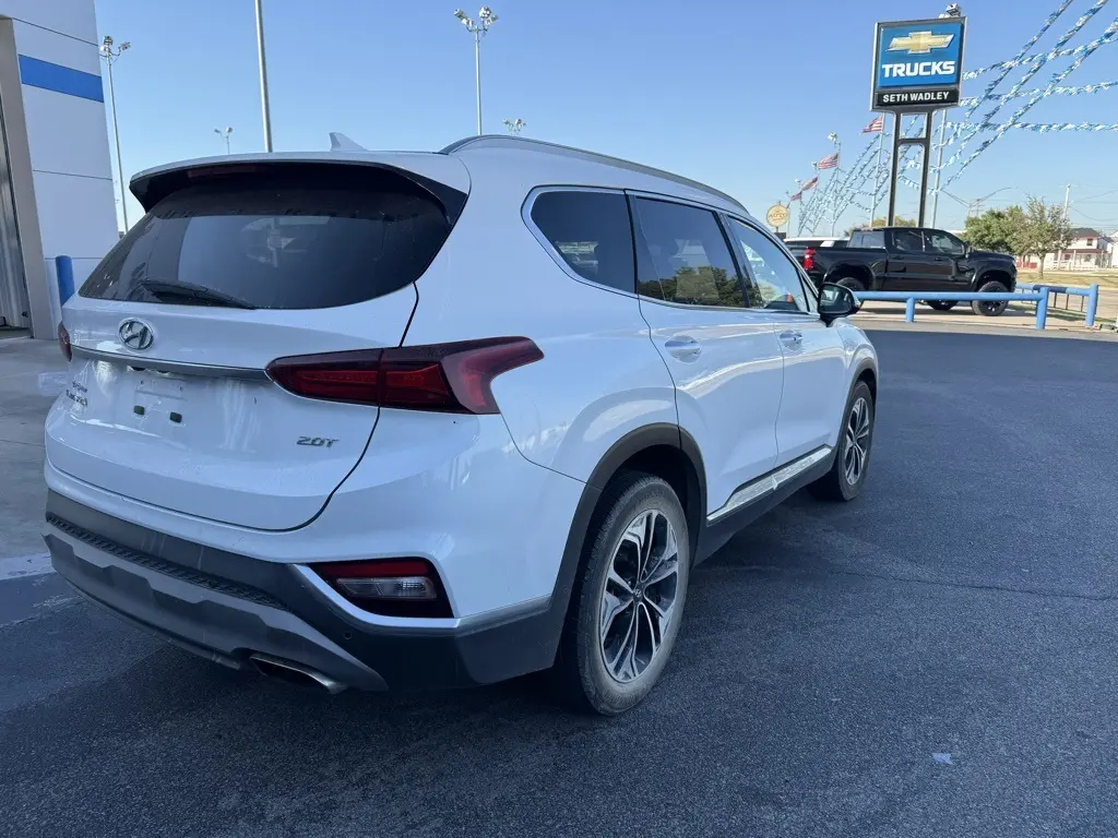 2020 Hyundai Santa Fe SEL photo 4