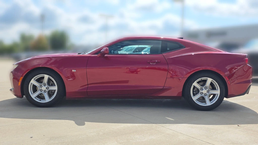 Used 2023 Chevrolet Camaro 1LT with VIN 1G1FB1RS0P0153530 for sale in Kansas City