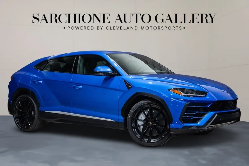 2020 Lamborghini Urus Base's photo