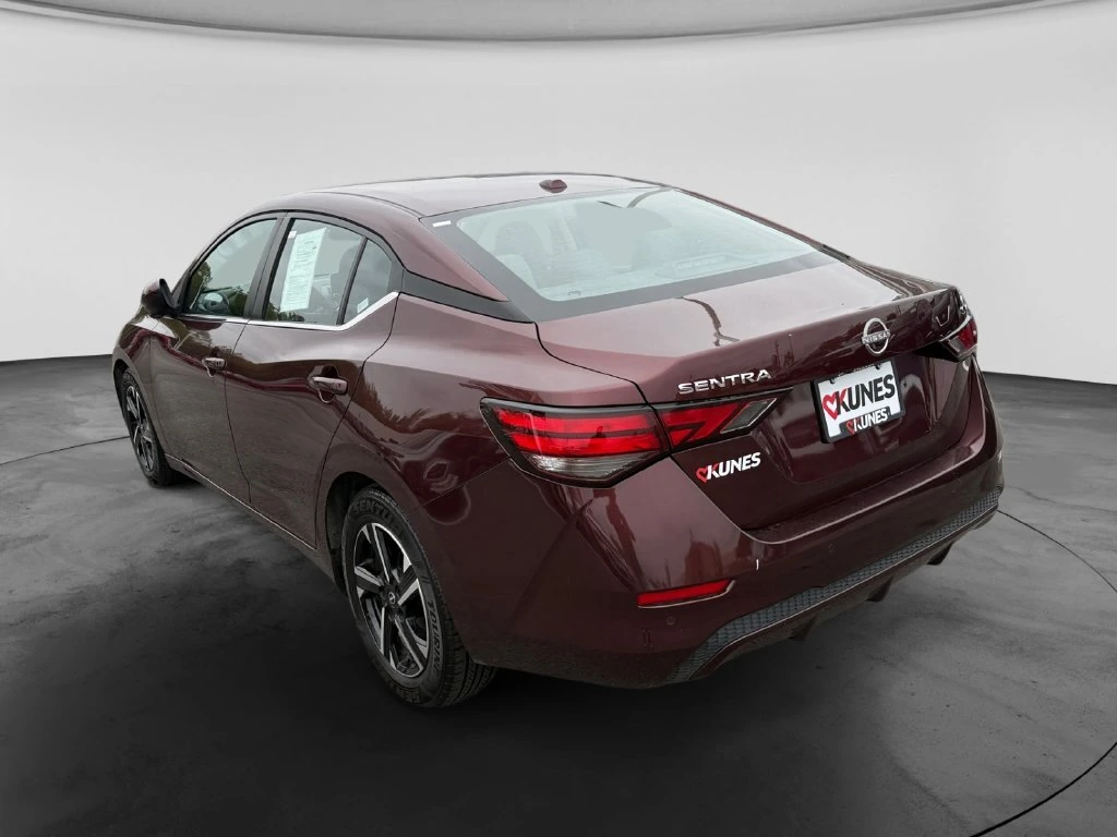 2024 Nissan Sentra SV - Photo 7