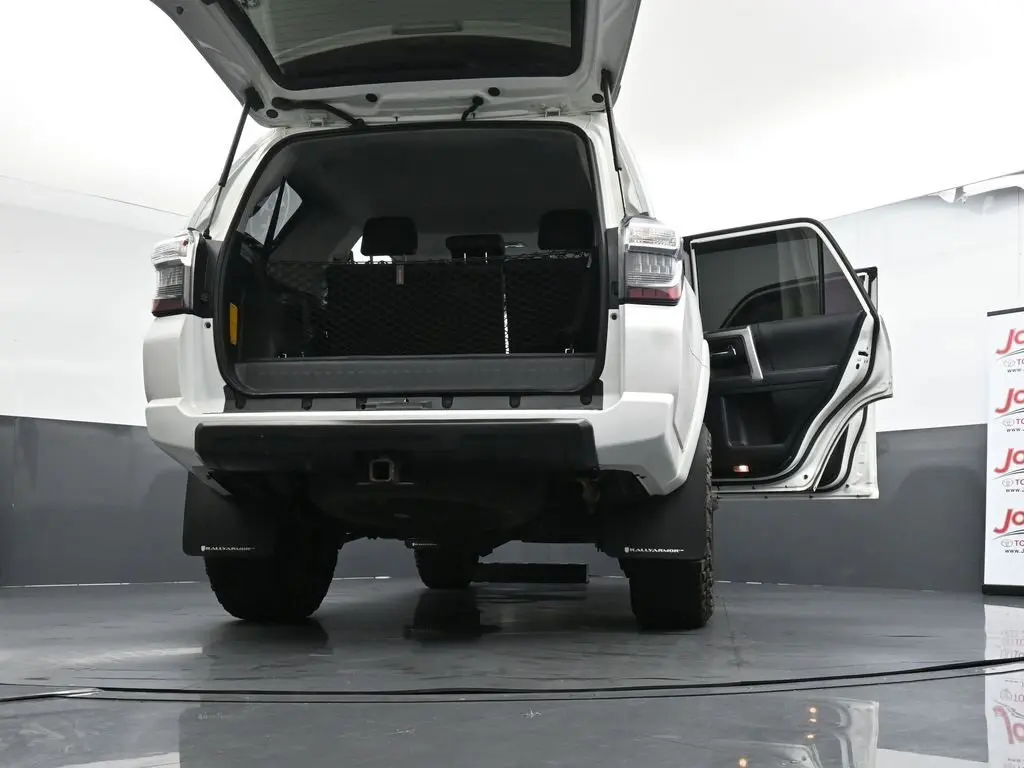 2021 Toyota 4Runner SR5 Premium 4WD photo 29