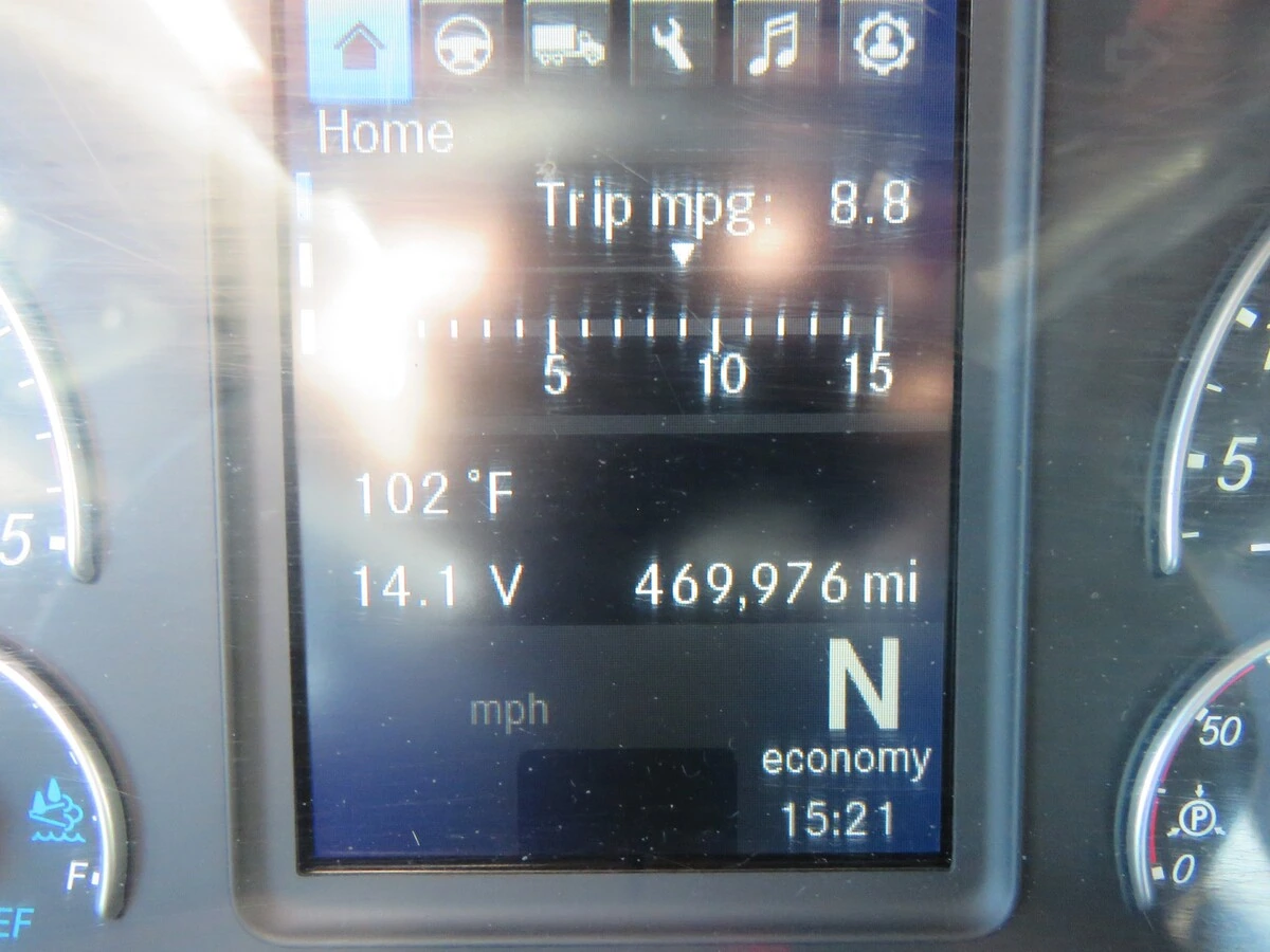 2022 Freightliner Cascadia - image 22