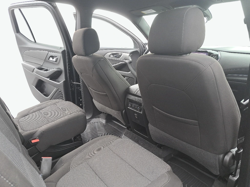 2023 Chevrolet Traverse 1LT - Photo 12