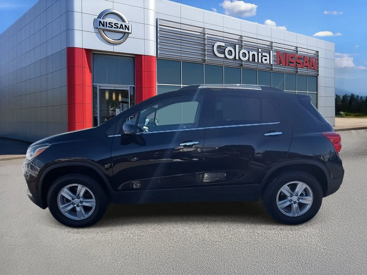 Used 2018 Chevrolet Trax LT with VIN 3GNCJPSB9JL234294 for sale in Medford, MA