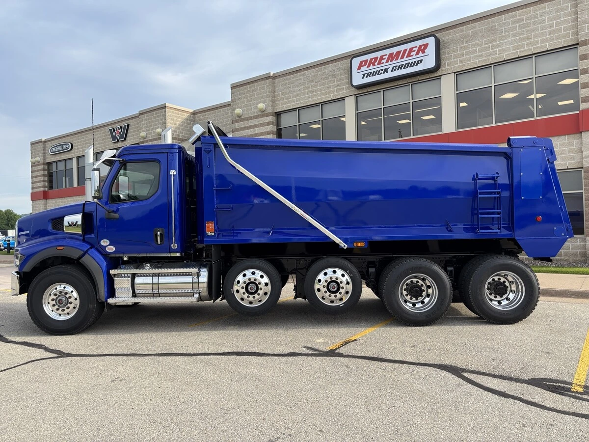 2027 Western Star 49X — photo 8