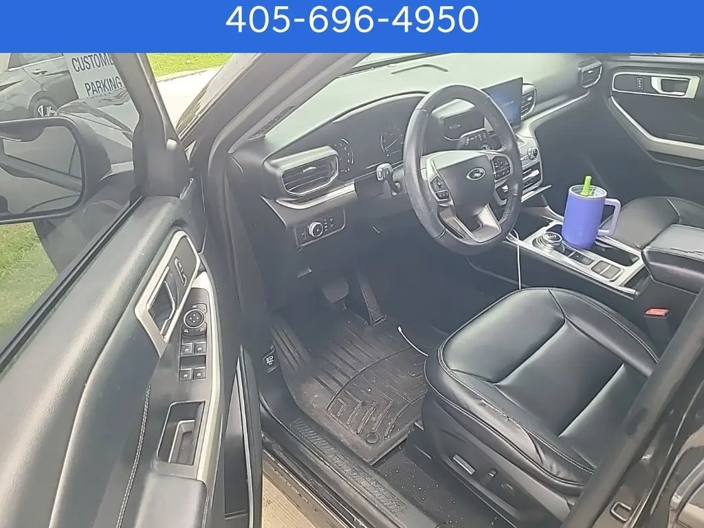 2020 Ford Explorer XLT photo 9